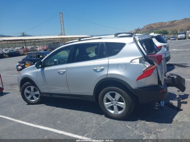 JTMWFREV0EJ016184 Toyota Rav4 Xle