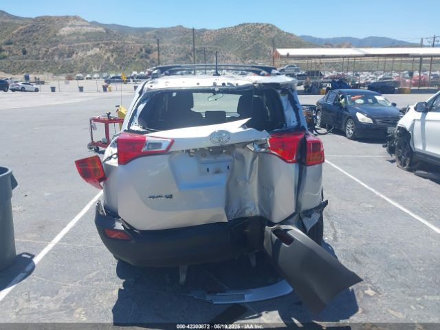 JTMWFREV0EJ016184 Toyota Rav4 Xle
