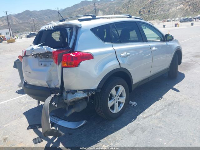 JTMWFREV0EJ016184 Toyota Rav4 Xle