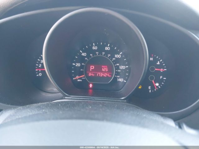 KNDJN2A29E7016214 KIA Soul