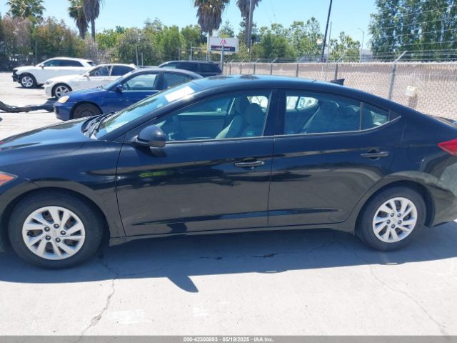 5NPD74LF5HH193071 Hyundai ELANTRA SE