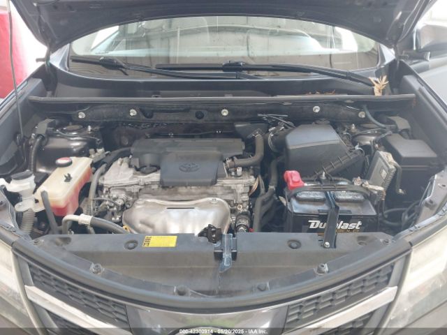 JTMWFREV6EJ015637 Toyota Rav4 Xle