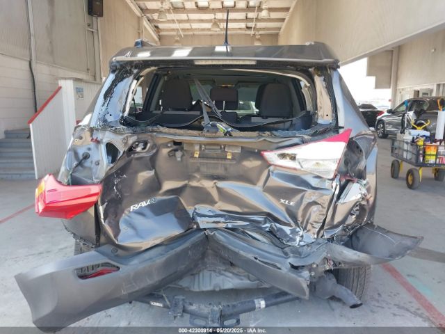 JTMWFREV6EJ015637 Toyota Rav4 Xle