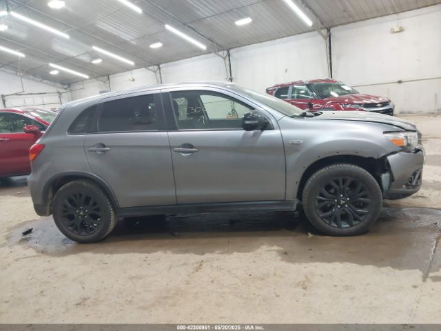 JA4AR3AU3KU028605 Mitsubishi Outlander Sport 2.0 Le