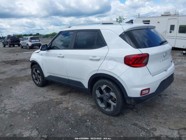 2022 HYUNDAI VENUE KMHRC8A35NU158934 Photo 2