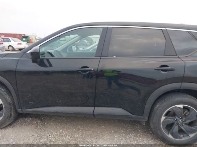 5N1BT3BA2RC694298 Nissan Rogue Sv Fwd