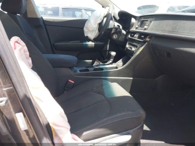 5XXGT4L30HG146573 KIA Optima Lx