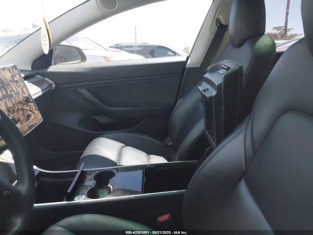 2019 TESLA MODEL 3 5YJ3E1EA8KF395829 Photo 9