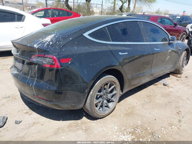 2019 TESLA MODEL 3 5YJ3E1EA8KF395829 Photo 3