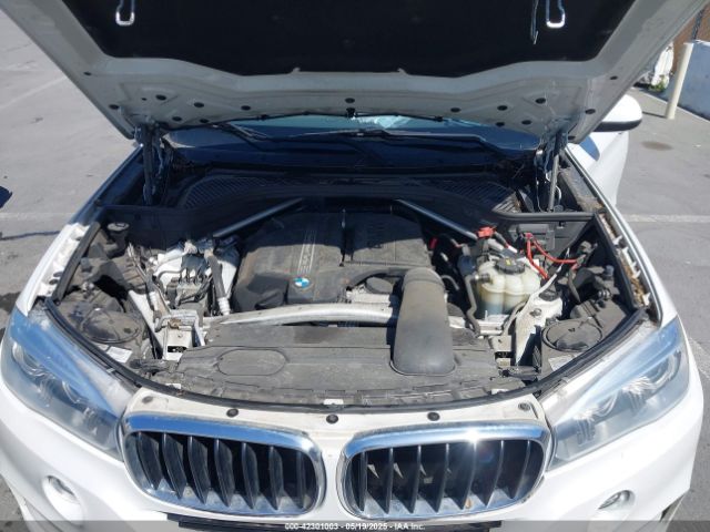 2016 BMW X5 5UXKR0C52G0U12547 Photo 9