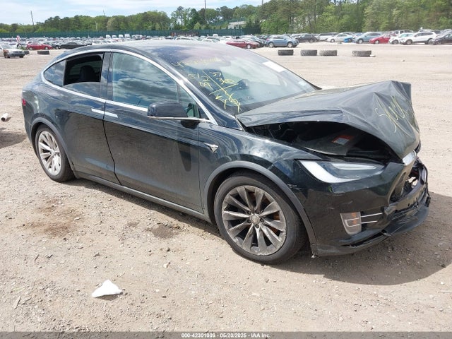 2017 TESLA MODEL X 5YJXCAE2XHF048494 Photo 0