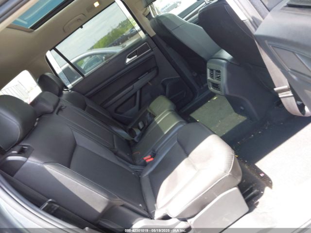 1V2MR2CA8JC553520 Volkswagen Atlas
