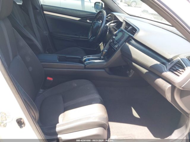 2HGFC2F8XKH605556 Honda Civic Sport