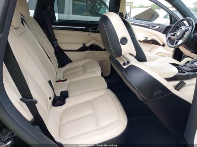 WP1AA2A20HKA89404 Porsche Cayenne Platinum Edition