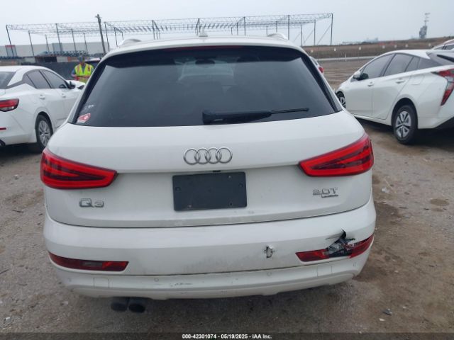 WA1EFCFS2FR008193 Audi Q3 2.0t Premium Plus