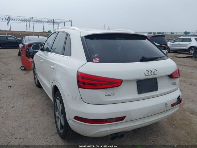 WA1EFCFS2FR008193 Audi Q3 2.0t Premium Plus