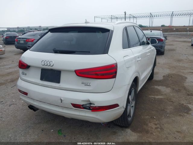 WA1EFCFS2FR008193 Audi Q3 2.0t Premium Plus