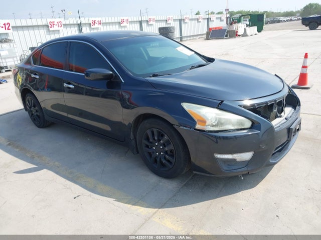 Nissan 2015 2015 1N4AL3AP0FC410061 Image 1