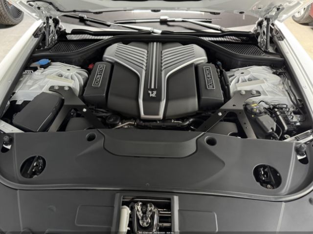 SCATD6C09NU209759 Rolls-Royce Ghost Black Badge
