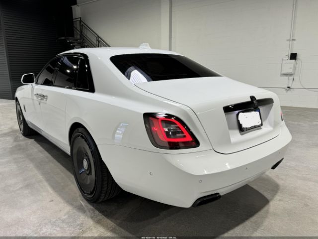 SCATD6C09NU209759 Rolls-Royce Ghost Black Badge