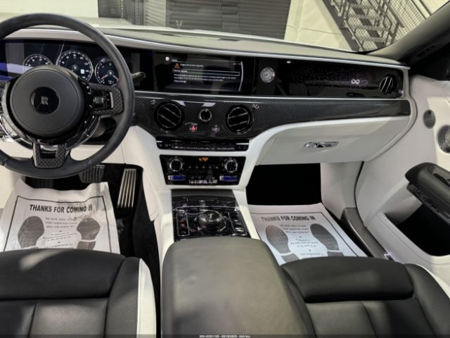 SCATD6C09NU209759 Rolls-Royce Ghost Black Badge