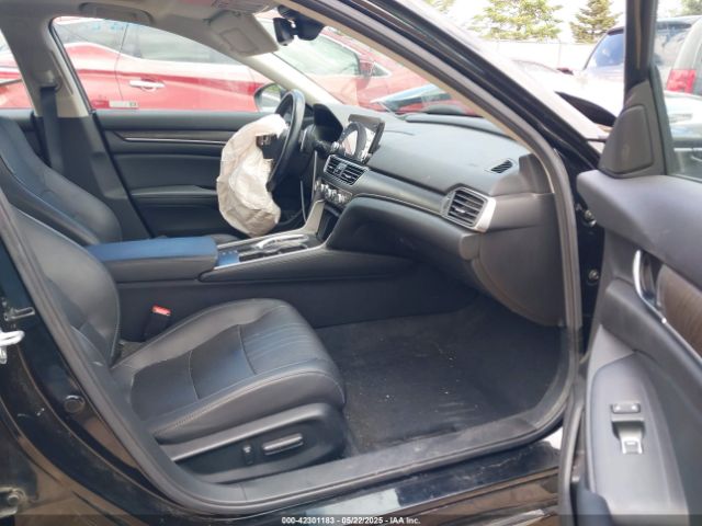 1HGCV2F91MA022042 Honda Accord Touring