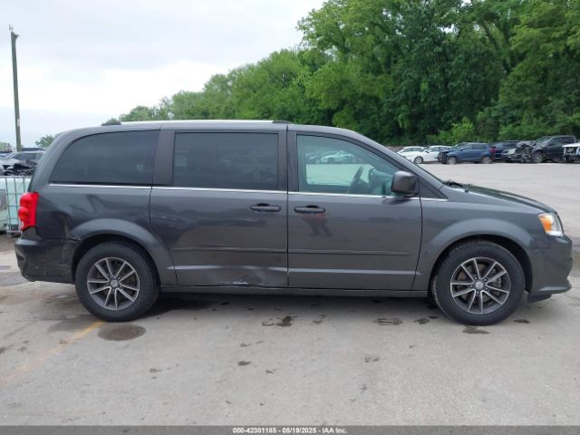 2C4RDGCG7HR561150 Dodge Grand Caravan Sxt