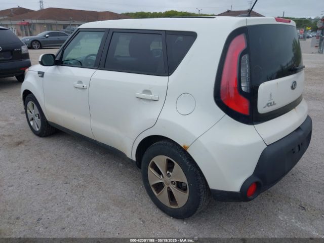 KNDJN2A23E7025748 KIA Soul