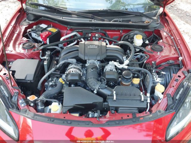 2024 TOYOTA GR86 JF1ZNBE1XR8760723 Photo 9