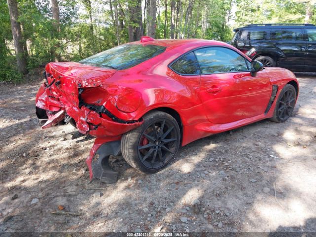 2024 TOYOTA GR86 JF1ZNBE1XR8760723 Photo 3