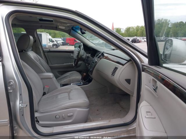 2011 CADILLAC DTS 1G6KD5E62BU109579 Photo 4