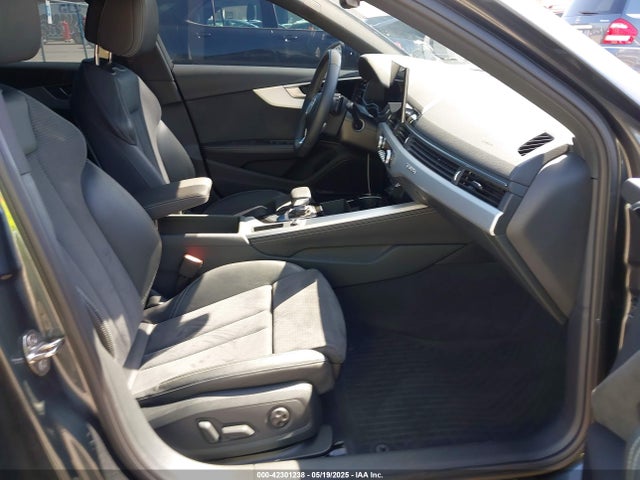 2022 AUDI A4 WAUEAAF47NN012401 Photo 4