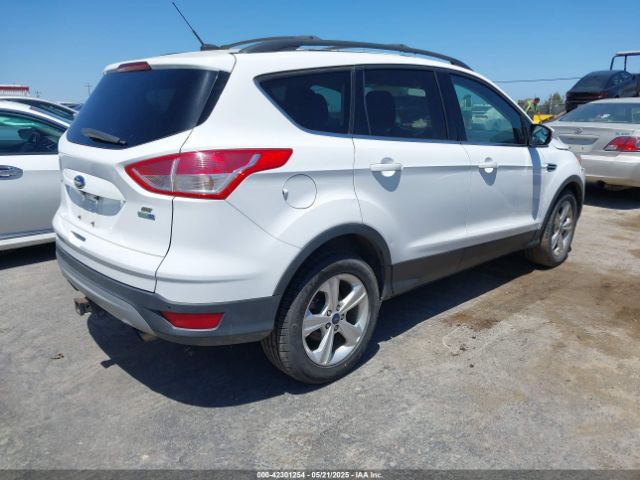 1FMCU9G96FUC64010 Ford ESCAPE SE
