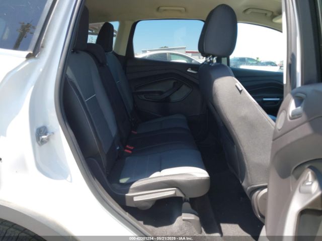 1FMCU9G96FUC64010 Ford ESCAPE SE