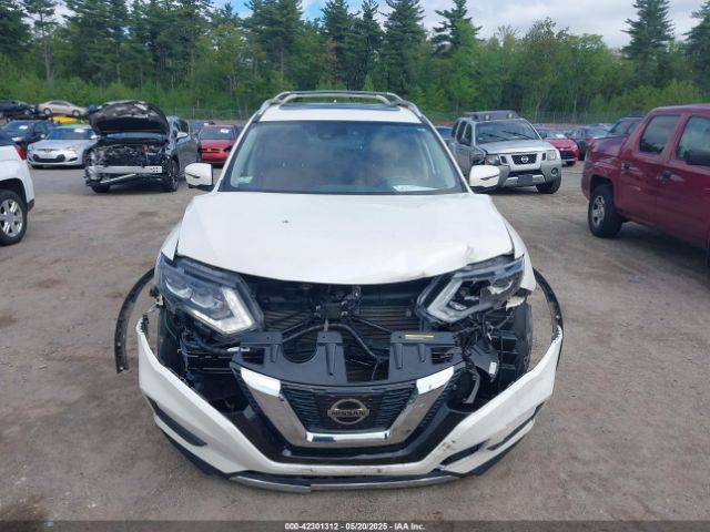 JN8AT2MV2HW026450 Nissan Rogue Sl