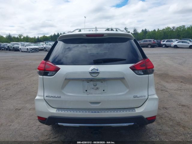 JN8AT2MV2HW026450 Nissan Rogue Sl
