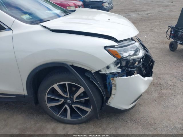 JN8AT2MV2HW026450 Nissan Rogue Sl