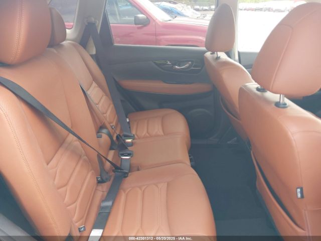 JN8AT2MV2HW026450 Nissan Rogue Sl