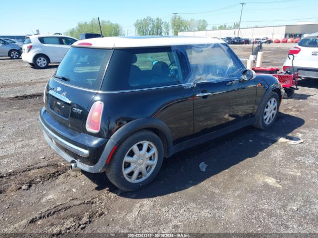 2003 MINI COOPER WMWRC334X3TC44014 Photo 3