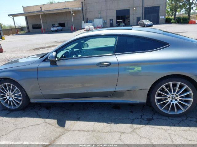 WDDWJ4JB2HF503557 Mercedes-Benz C 300