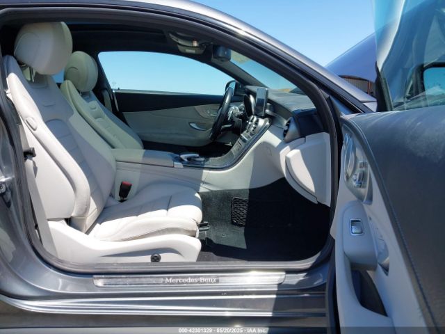 WDDWJ4JB2HF503557 Mercedes-Benz C 300