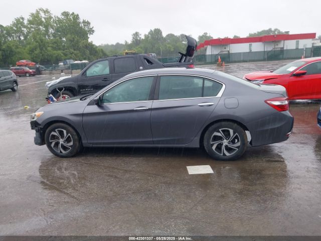 1HGCR2F38HA135783 Honda ACCORD LX