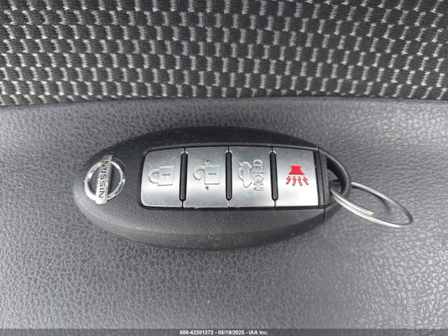 3N1CN7AP9EL860219 Nissan Versa