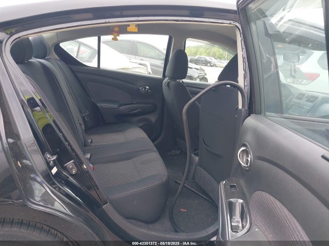 3N1CN7AP9EL860219 Nissan Versa