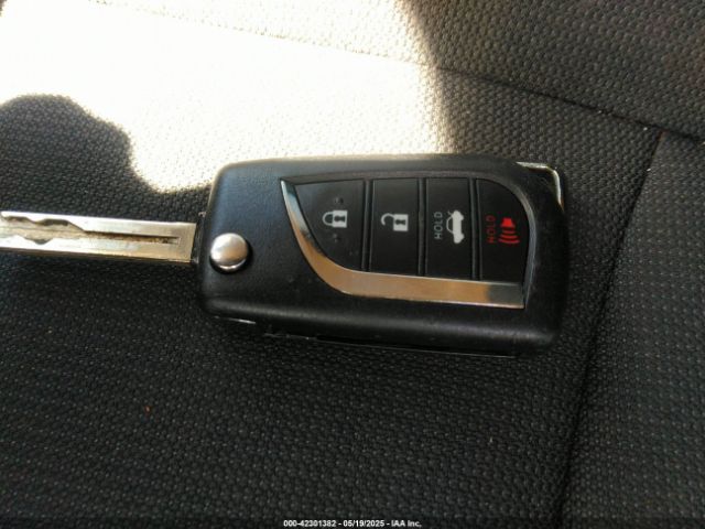 5YFEPRAE7LP106214 Toyota COROLLA LE
