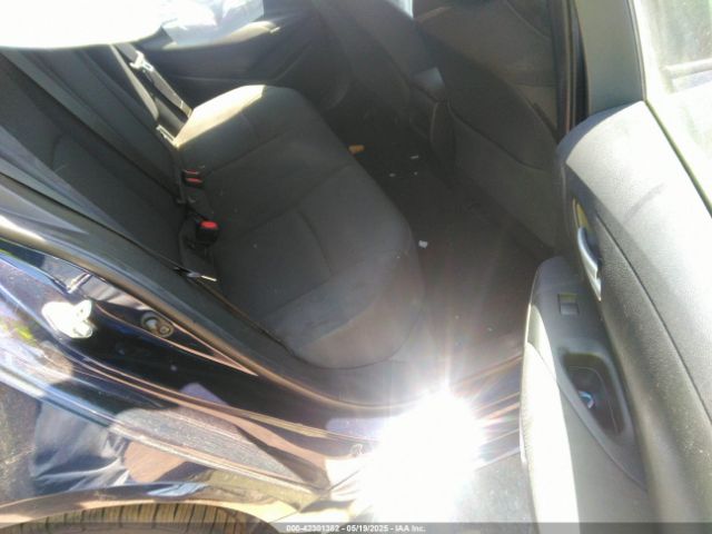 5YFEPRAE7LP106214 Toyota COROLLA LE