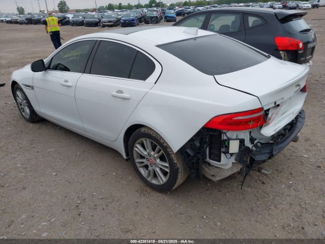 2019 JAGUAR XE SAJAJ4FX7KCP44274 Photo 2
