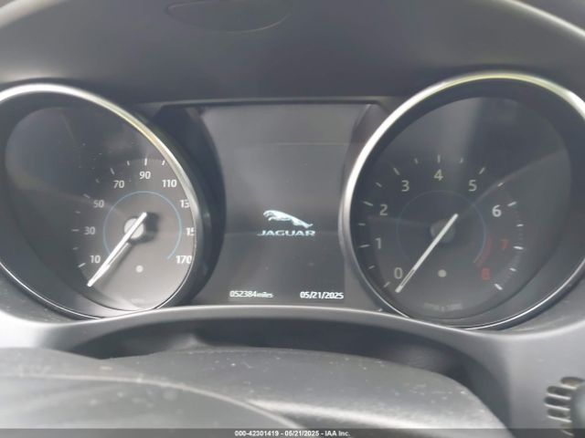 2019 JAGUAR XE SAJAJ4FX7KCP44274 Photo 6