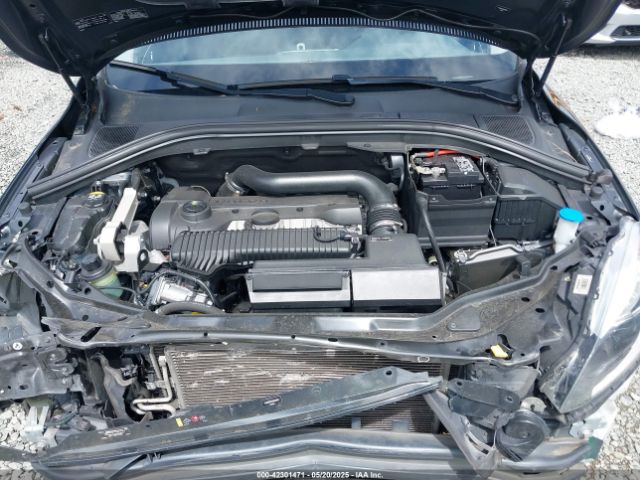 2016 VOLVO XC60 YV4612RK3G2830216 Photo 9