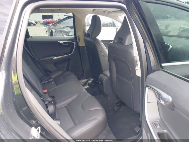 2016 VOLVO XC60 YV4612RK3G2830216 Photo 7
